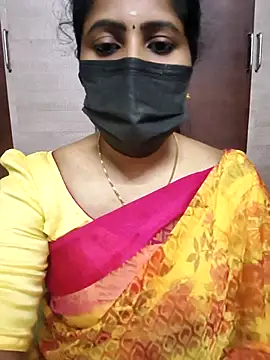 Snapshot of vasundhara26 chatting on 10-05-25, 07:56 vasundhara26 online show from 10-05-25, 07:56