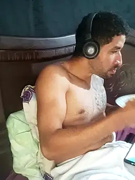 Snapshot of Alexsexygamer chatting on 02-11-26, 01:21 Alexsexygamer online show from 02-11-26, 01:21