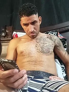 Snapshot of Alexsexygamer chatting on 02-16-26, 07:32 Alexsexygamer online show from 02-16-26, 07:32