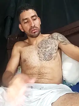 Snapshot of Alexsexygamer chatting on 02-21-26, 12:44 Alexsexygamer online show from 02-21-26, 12:44