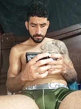 Snapshot of Alexsexygamer chatting on 03-05-26, 12:12 Alexsexygamer online show from 03-05-26, 12:12