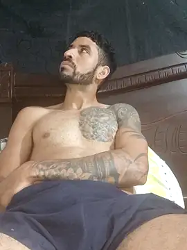 Snapshot of Alexsexygamer chatting on 03-10-26, 01:05 Alexsexygamer online show from 03-10-26, 01:05