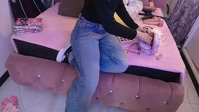 Snapshot of Terraelowen chatting on 02-26-26, 11:31 Terraelowen online show from 02-26-26, 11:31