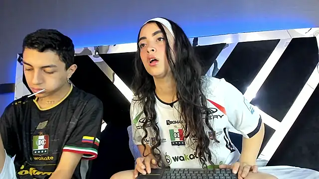 NickandAbby  online show from 06-16-26, 07:27