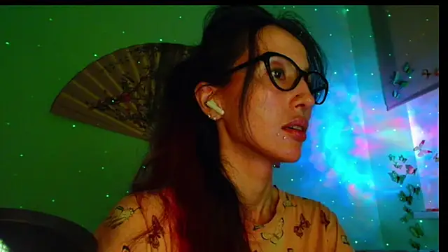 KiotoShine online show from 10-18-25, 07:03