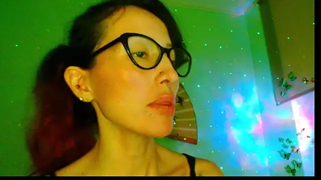 KiotoShine online show from 10-22-25, 06:07