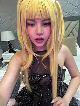 Snapshot of TatiLee chatting on 03-18-26, 01:47 TatiLee online show from 03-18-26, 01:47