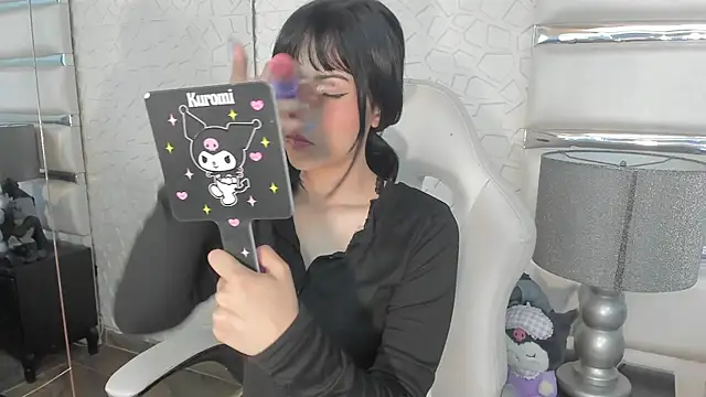 Snapshot of TatiLee chatting on 03-19-26, 02:54 TatiLee online show from 03-19-26, 02:54