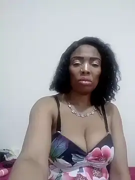 Snapshot of SEXYMOANSXX chatting on 10-03-25, 02:14 SEXYMOANSXX online show from 10-03-25, 02:14