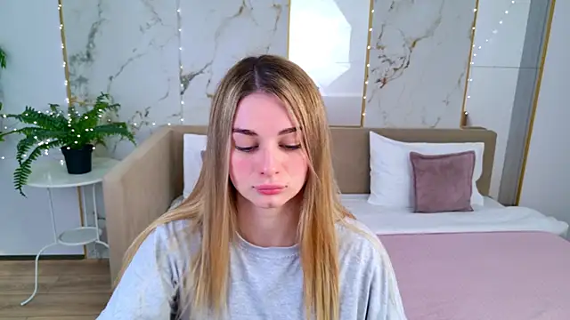 SweetyLicky online show from 05-08-26, 03:06