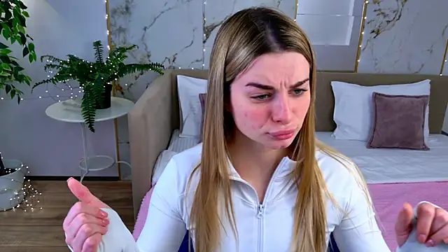 SweetyLicky online show from 05-15-26, 04:14