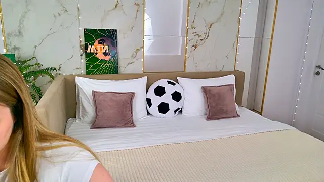 SweetyLicky online show from 06-29-26, 04:07