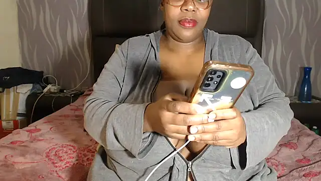 BoobsQueen46K online show from 07-10-26, 04:20