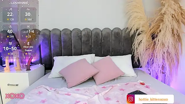 Viollet xoxo online show from 09-10-25, 07:58