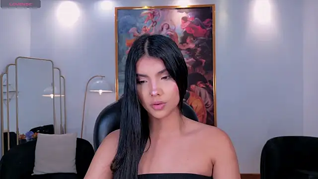 MiaLaurence online show from 05-22-26, 06:35