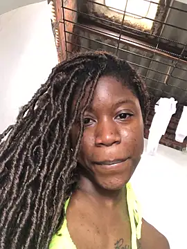 MichellePose online show from 10-23-25, 09:46