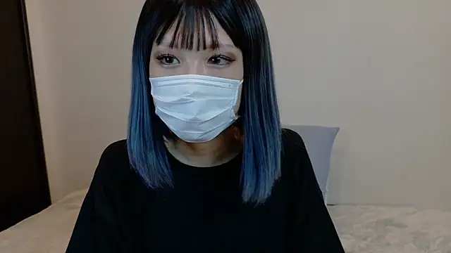 sarina at online show from 10-19-25, 09:21