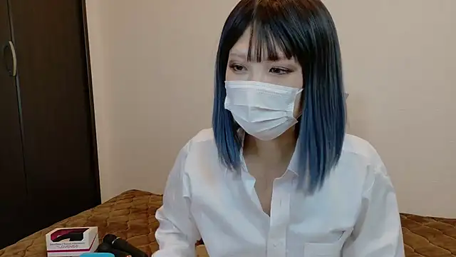 sarina at online show from 12-22-25, 09:28