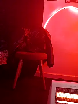 hot-twin online show from 02-08-26, 12:03