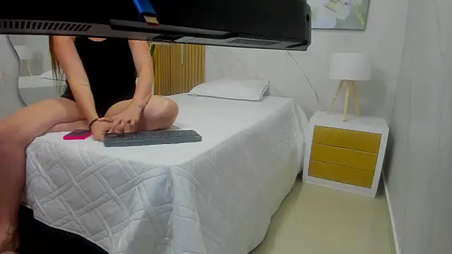 BabyAngel18  online show from 02-07-26, 12:03