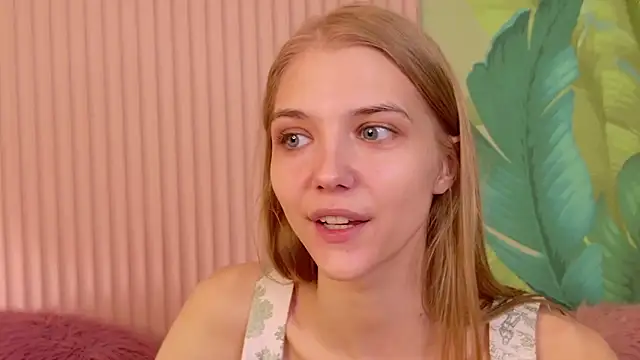 4example Chloe online show from 04-02-26, 05:38