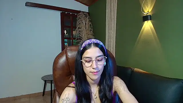 DanielaMonroe online show from 10-20-25, 08:42