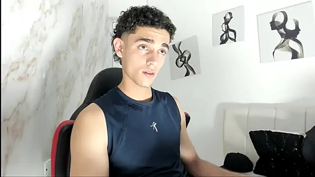 Snapshot of nathan_shimmer chatting on 11-09-25, 02:48 nathan shimmer online show from 11-09-25, 02:48