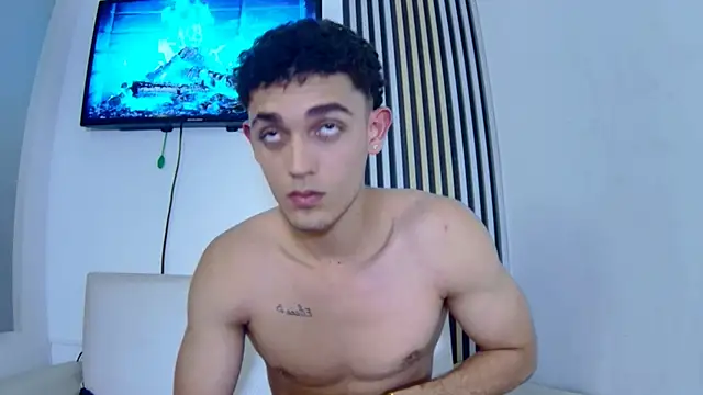 Snapshot of nathan_shimmer chatting on 12-13-25, 07:53 nathan shimmer online show from 12-13-25, 07:53