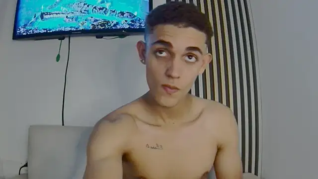 Snapshot of nathan_shimmer chatting on 01-17-26, 11:30 nathan shimmer online show from 01-17-26, 11:30