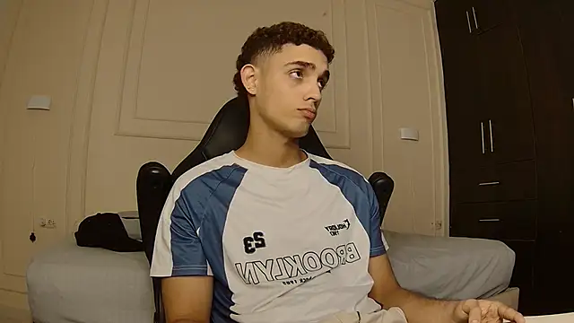 Snapshot of nathan_shimmer chatting on 02-05-26, 10:36 nathan shimmer online show from 02-05-26, 10:36