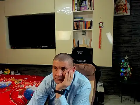 SpartacusDaddy48 online show from 01-06-26, 06:00