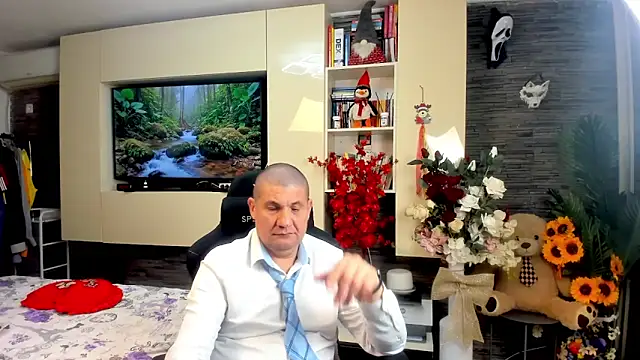 SpartacusDaddy48 online show from 05-02-26, 07:30