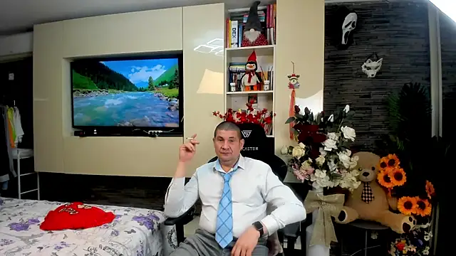 SpartacusDaddy48 online show from 05-08-26, 02:39