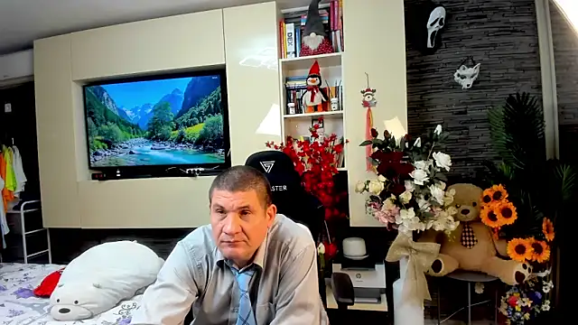 SpartacusDaddy48 online show from 05-16-26, 12:07