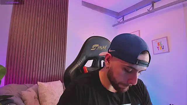 Maximo Wolff online show from 01-31-26, 07:56