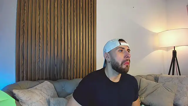 Maximo Wolff online show from 03-11-26, 08:04