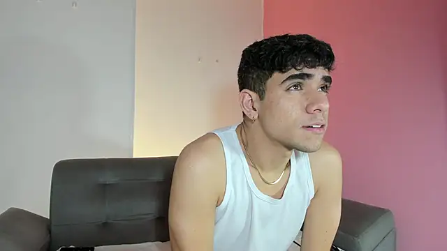 Snapshot of zack_joness10 chatting on 09-10-25, 06:57 zack joness10 online show from 09-10-25, 06:57