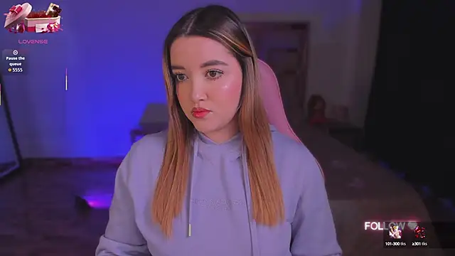 Snapshot of lunaarose chatting on 10-04-25, 04:43 lunaarose online show from 10-04-25, 04:43