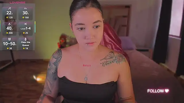 Snapshot of lunaarose chatting on 11-07-25, 03:34 lunaarose online show from 11-07-25, 03:34