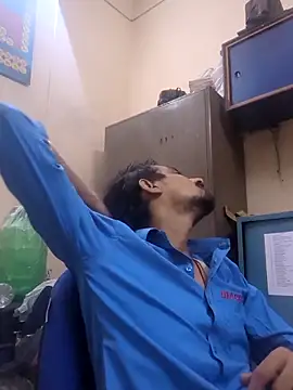 Snapshot of Sushant001 chatting on 09-11-25, 07:14 Sushant001 online show from 09-11-25, 07:14