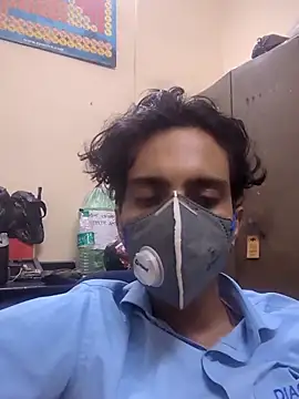 Snapshot of Sushant001 chatting on 10-06-25, 06:38 Sushant001 online show from 10-06-25, 06:38