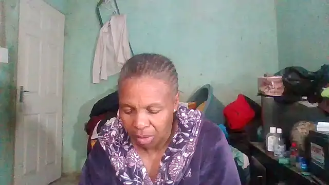 Snapshot of Nicky52 chatting on 09-13-25, 04:56 Nicky52 online show from 09-13-25, 04:56
