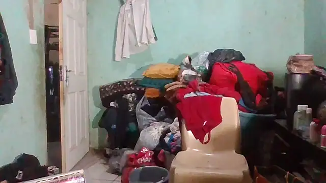 Nicky52 online show from 10-29-25, 05:58