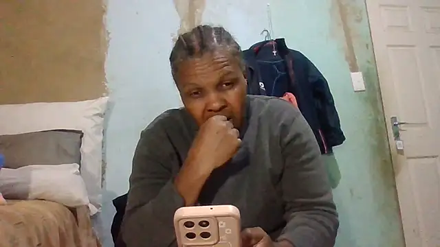 Snapshot of Nicky52 chatting on 05-08-26, 03:50 Nicky52 online show from 05-08-26, 03:50