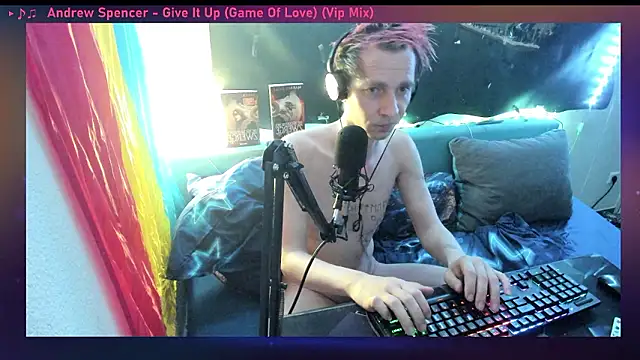 Snapshot of DaveLindau chatting on 03-23-26, 12:36 DaveLindau online show from 03-23-26, 12:36