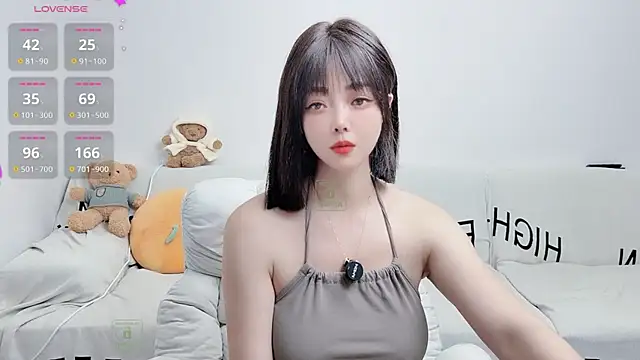 uikyy1 online show from 09-28-25, 03:28