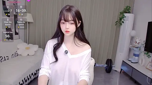 uikyy1 online show from 05-06-26, 08:19