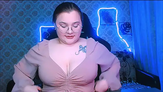 Snapshot of InLoveWithLife26 chatting on 03-03-26, 07:20 InLoveWithLife26 online show from 03-03-26, 07:20