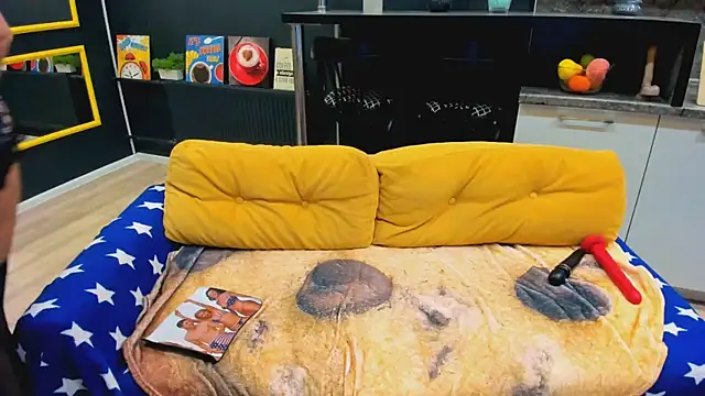 Snapshot of FlirtyMary chatting on 09-12-25, 09:59 FlirtyMary online show from 09-12-25, 09:59