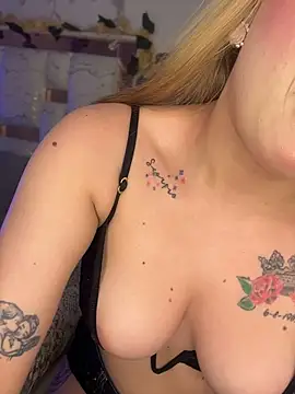 Sara Sophia420 online show from 05-19-26, 09:15